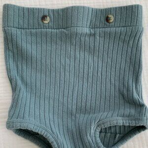 Kate Quinn Button Bloomer Size 12-18m